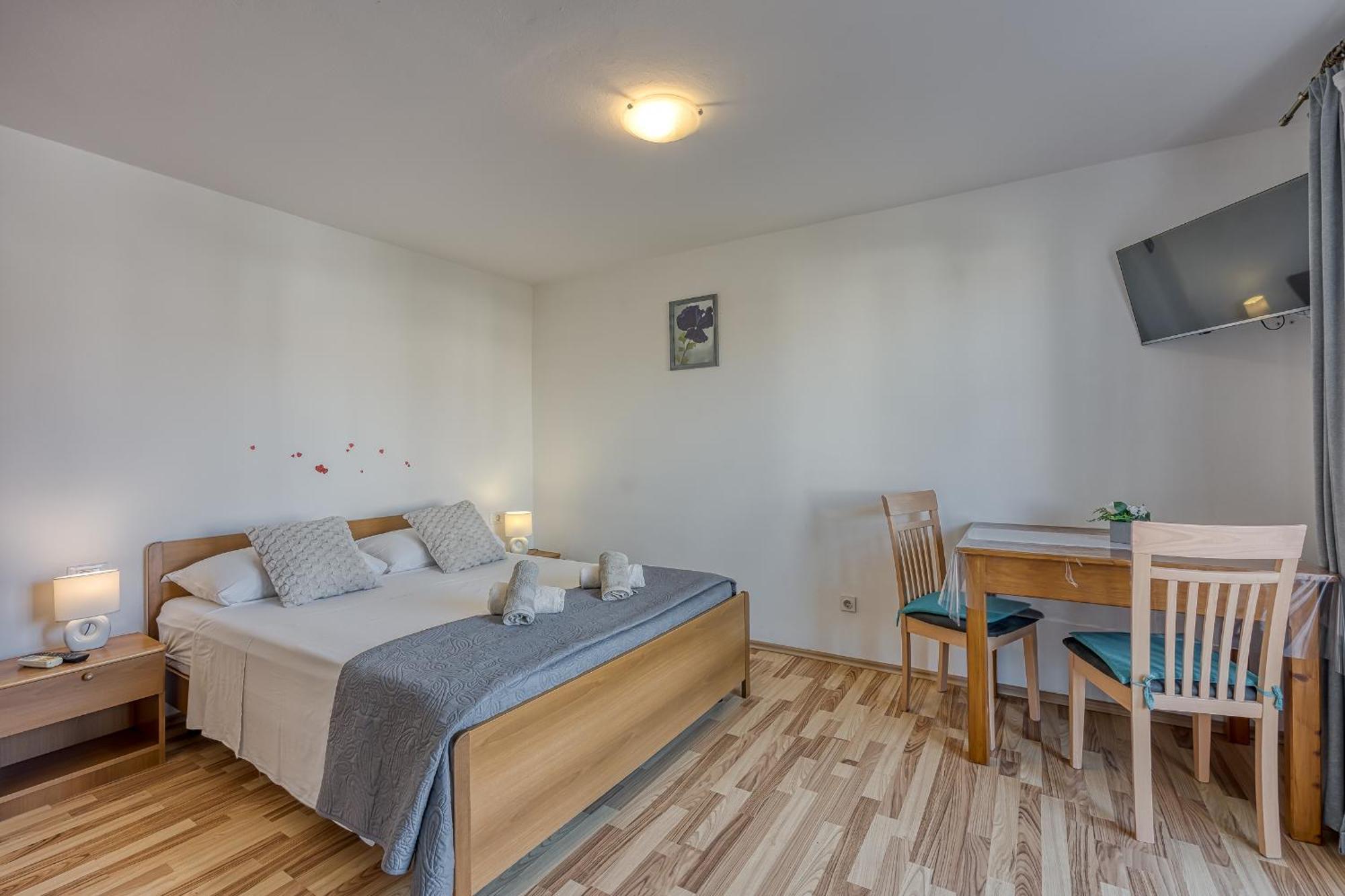 Apartments Orbanic Rovigno Esterno foto